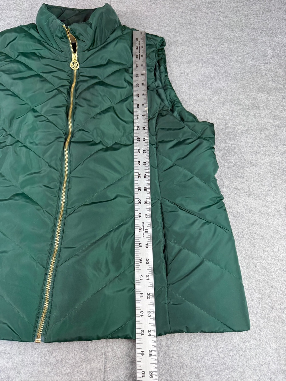 Michael Kors XL Emerald Green Quilted Puffer Vest Gold Zip - Picture 3 of 7
